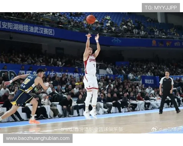 CBA最新动态北京男篮签约斯佩尔曼山西男篮引入杰伦诺威尔